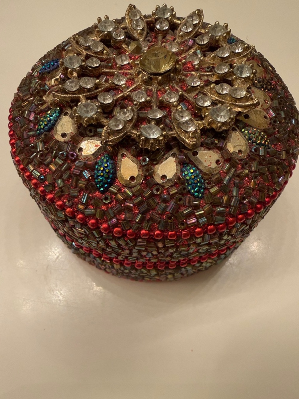 Bejeweled beads and crystals dome jewelry box bling bling girlie opulent box - Picture 4 of 4